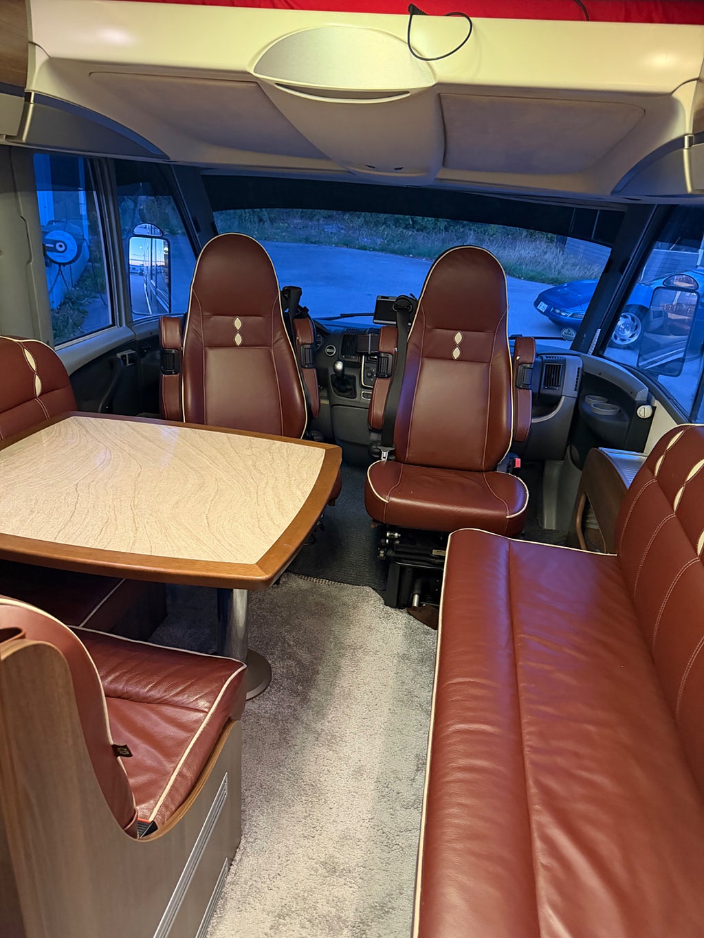 Bürstner Elegance I900 3,0 Automat Luftfjädring Solcell 2011 - miniatyr 17