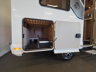 Husbil-integrerad Knaus Van I 550 MF 20 av 20