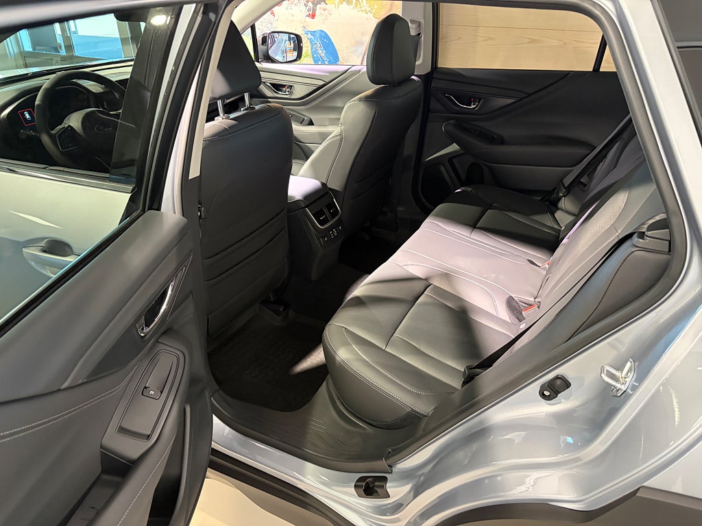 Subaru Outback 2025 - miniatyr 5