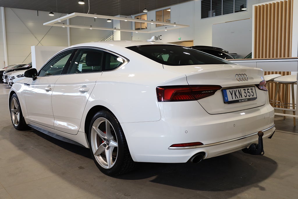 Audi A5 2,0 TFSI MHEV 190hk Sportback Sport Aut Värmare Drag