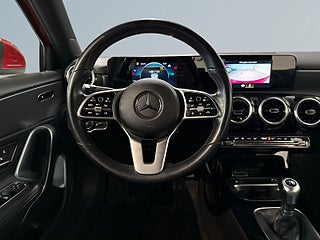Mercedes-Benz A 180 Låg skatt Kamera Drag Mvärm Widescreen S/V-hjul – bild 9
