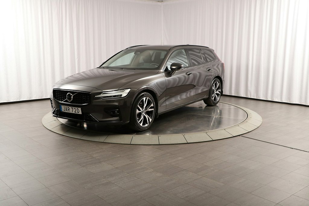 Volvo V60 B4 Diesel Plus Dark