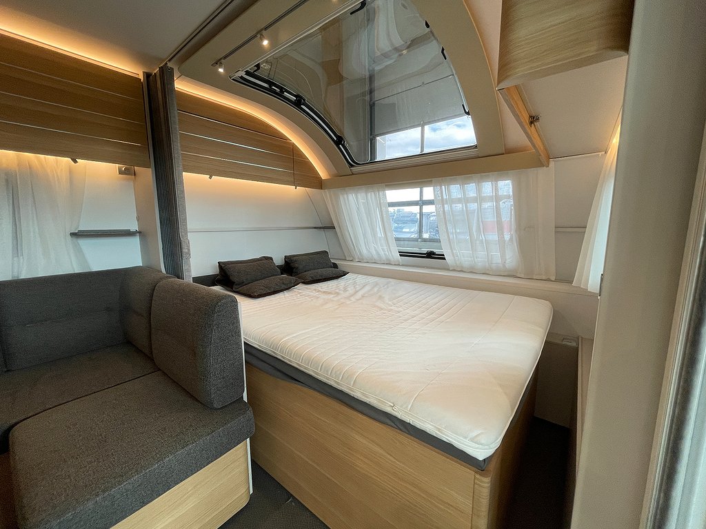 Adria Adora 573 PT / ALDE / Tält / Mover / Barnkammare /  - Adria
