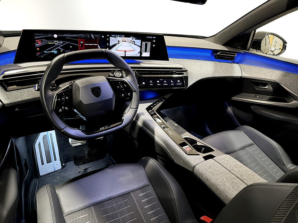 Bild på Peugeot E-5008 GT+ - DEMO
