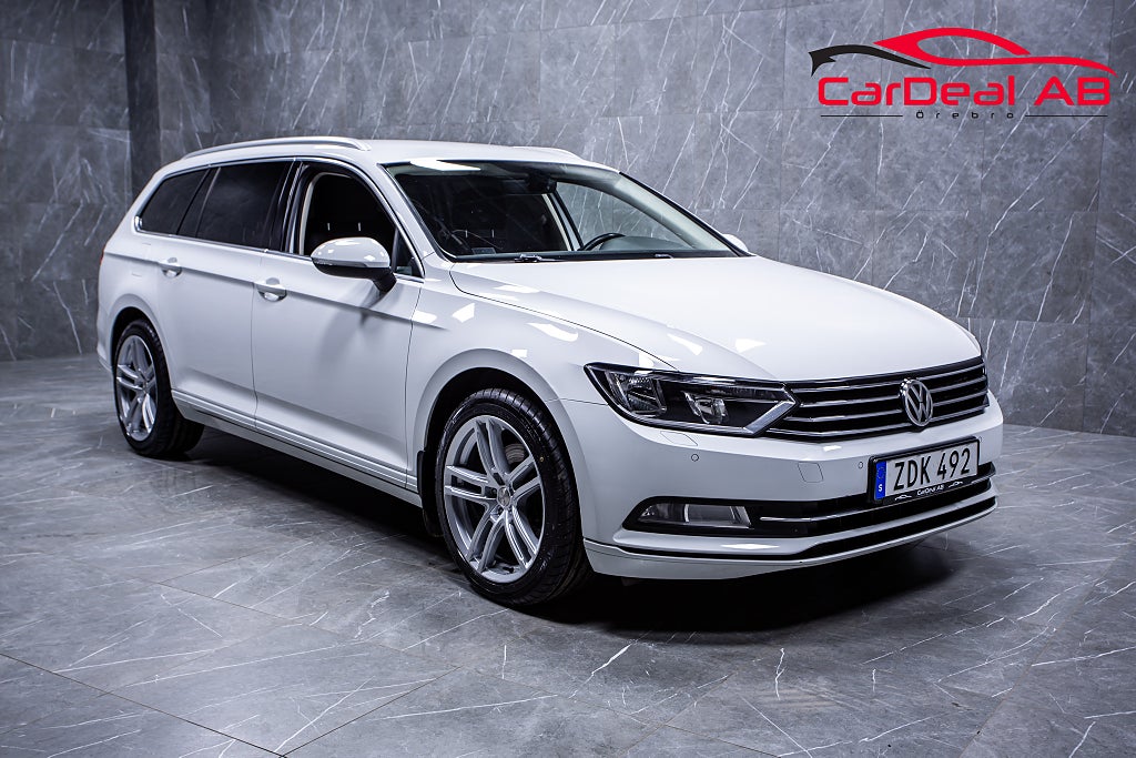 Volkswagen Passat Sportscombi 1.4 TSI Cockpit Kamera CarPlay Drag 