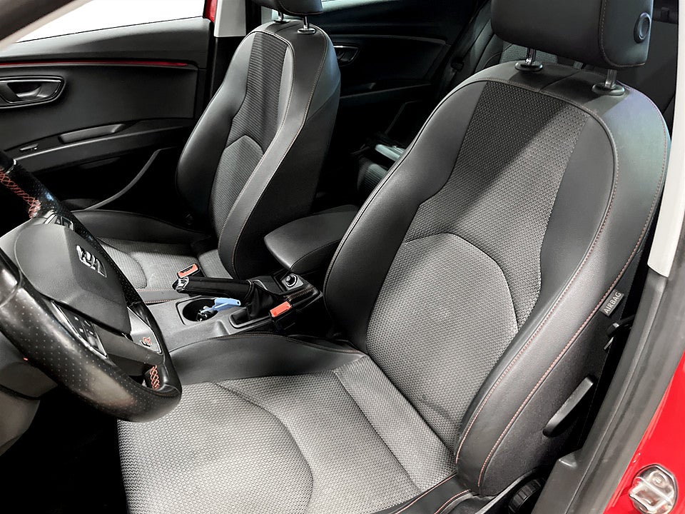 Bild på Seat Leon ST FR 1.4 TSI 150hk Aut PANO B-KAMERA CARPLAY