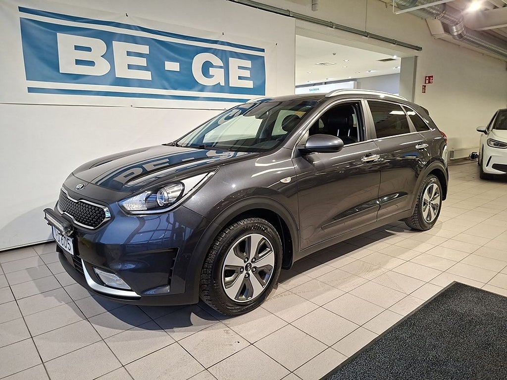 Kia Niro Hybrid DCT 141Hk Automat Drag Navigation