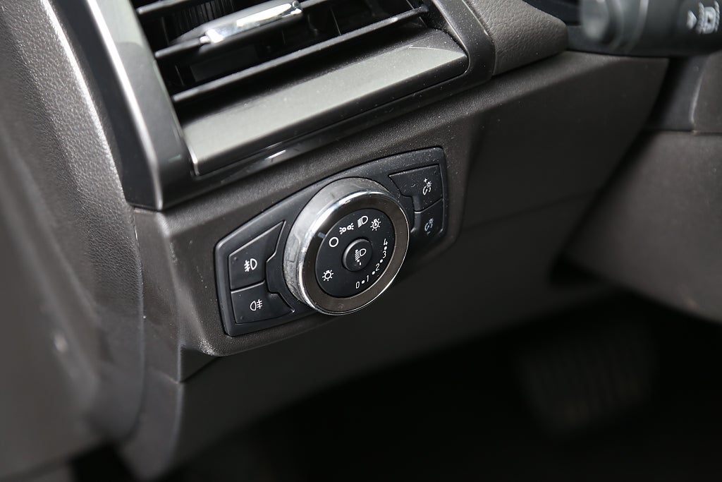 Ford Mondeo Hybrid E-CVT Titanium Aut 187hk Kombi Navi Dragkrok 2022