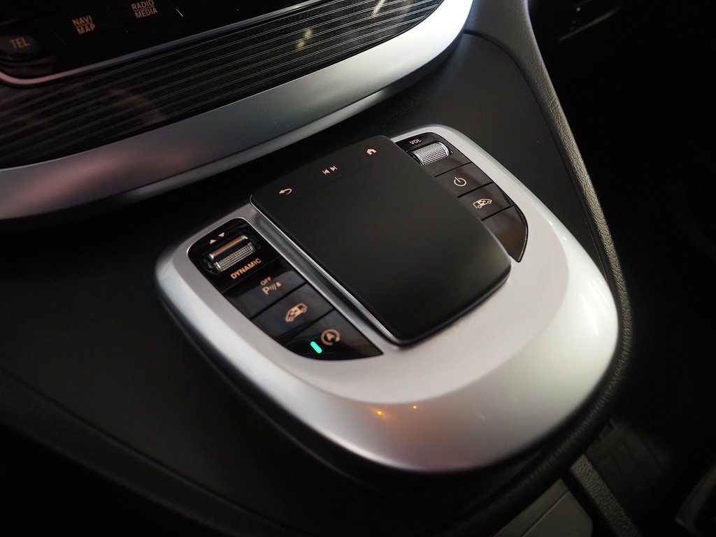 Mercedes-Benz V 300d 9G-Tronic Avantgarde Drag Kamera Moms 2020