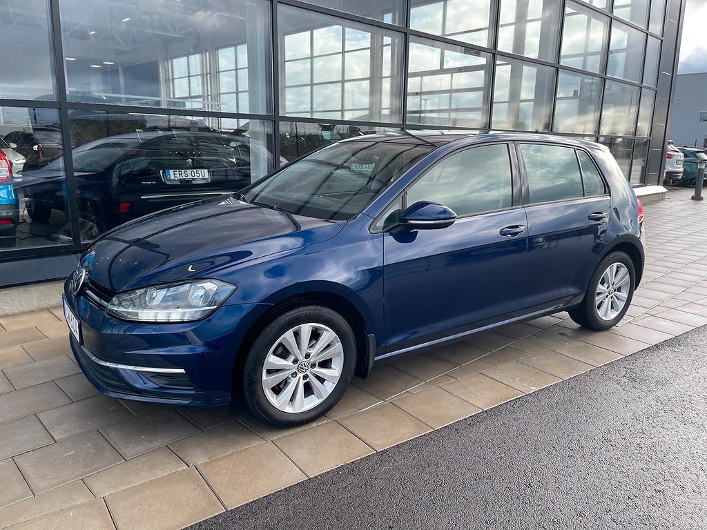 Volkswagen Golf 5-d 1.0 TSI 110hk, V-hjul, BK, Carplay, Drag