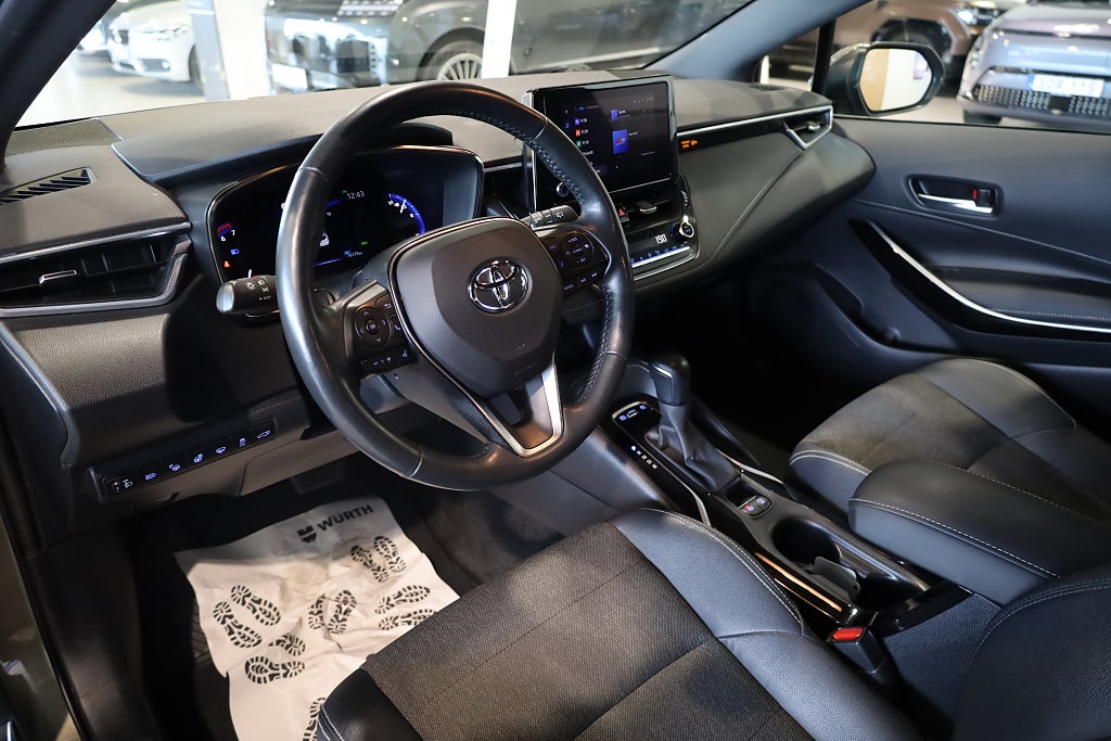Toyota Corolla Touring Sports Hybrid e-CVT Style Kamera Rattvärme 2022