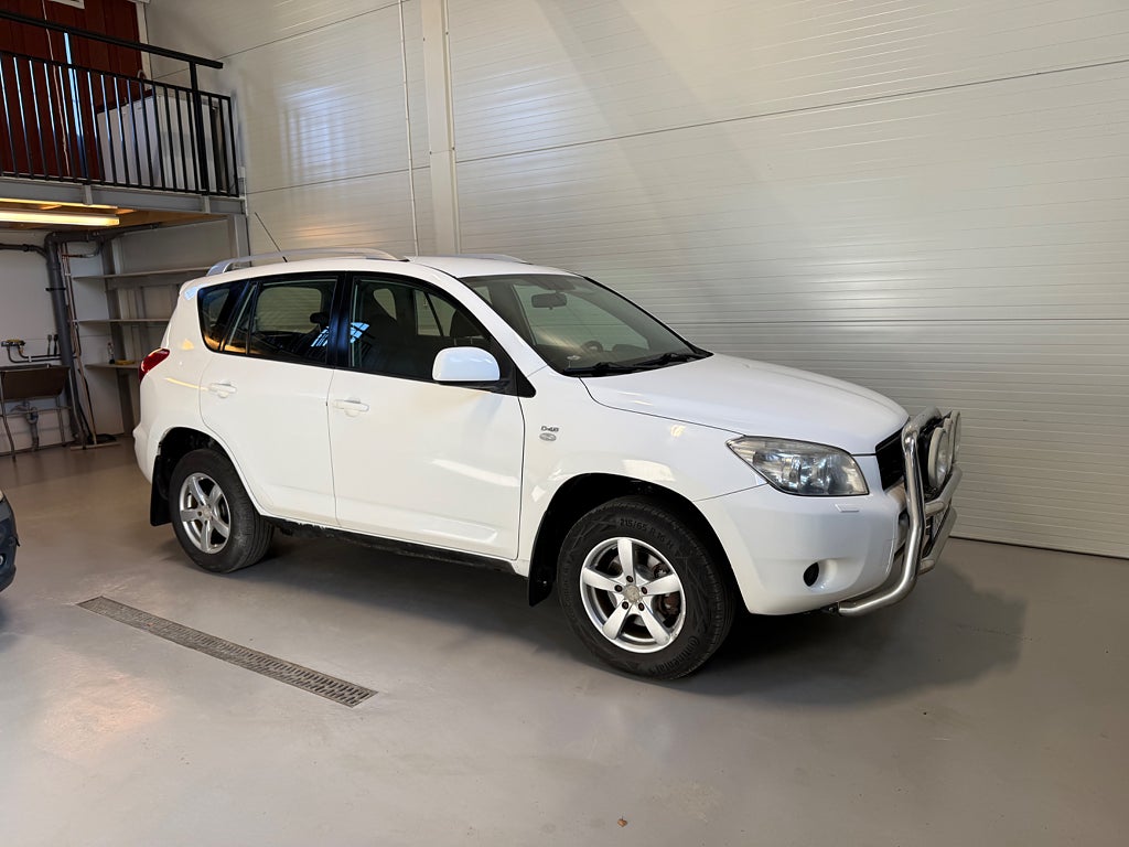 Toyota RAV4 2.2 D-4D 4x4 Euro 4