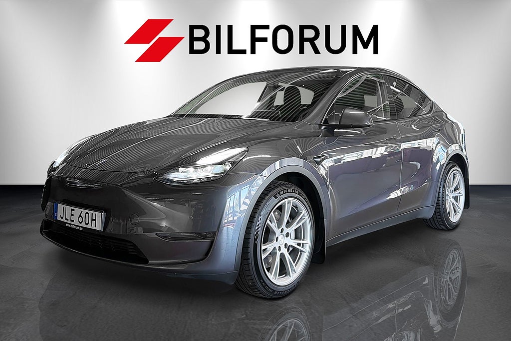 Tesla Model Y Long Range AWD / 1 ÄGARE / PPF SKYDD / DRAG / PANO