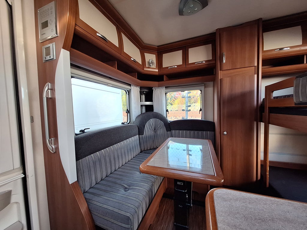 Hobby Prestige 650 KMFe Barnkammare, Nytt Tält