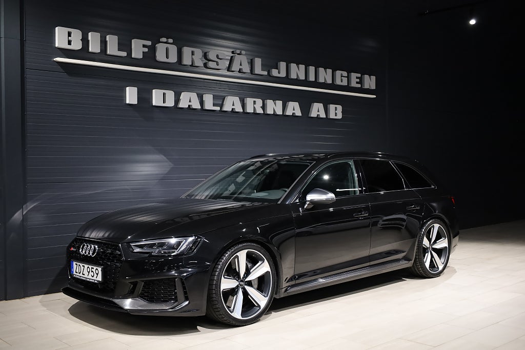 Audi RS4