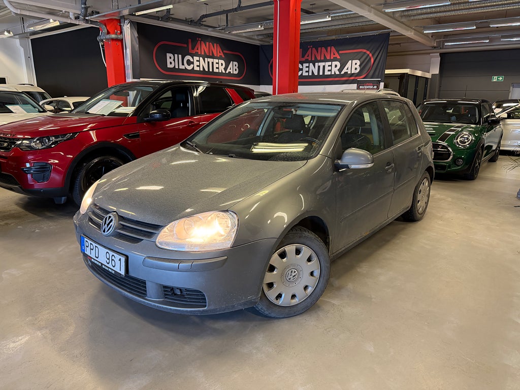 Volkswagen Golf 1.6 Multifuel Trendline Motorvärmare Låg årsskatt SoV