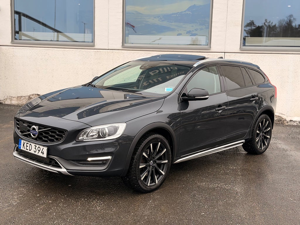Volvo V60 Cross Country D4 Geartronic Summum / Bra spec 