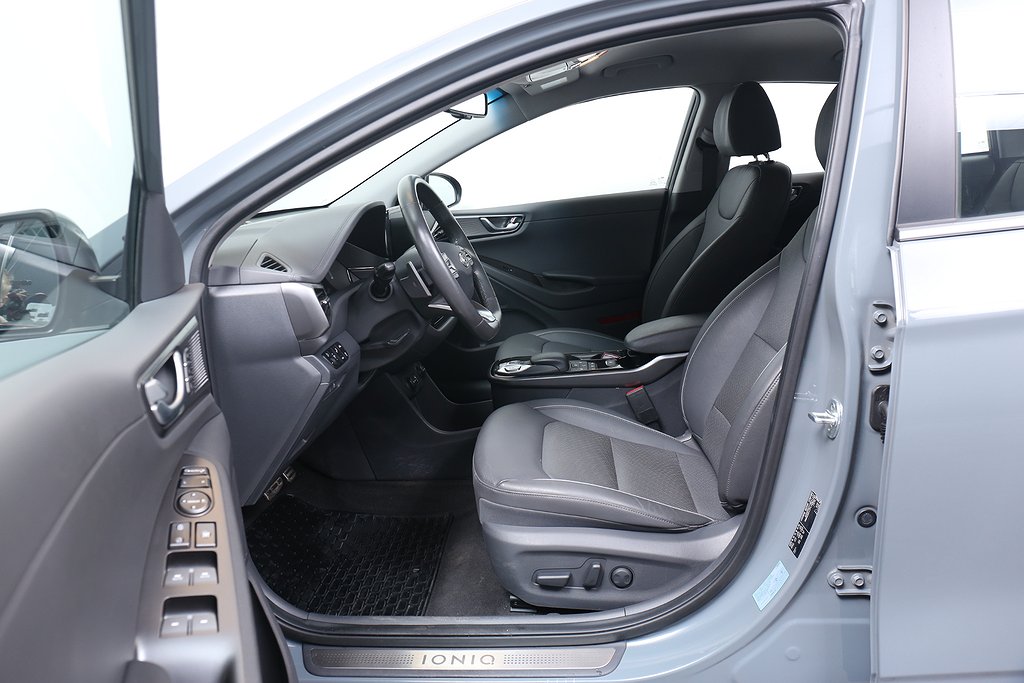 Hyundai IONIQ Electric 38.3 kWh 136hk Premium+ Leasbar/Moms 2020