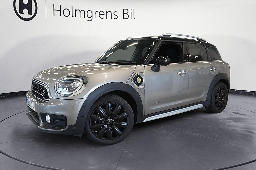 MINI Countryman SE ALL4 Navi LED Sportstol Panorama PDC | Ränta 3,95%