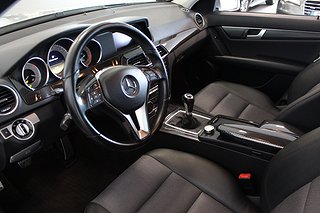 Sedan Mercedes-Benz C 12 av 20