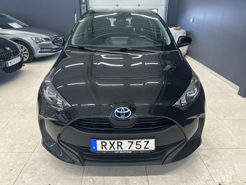 Toyota Yaris Hybrid CVT Active 4,99% /B-Kamera/RattVärme