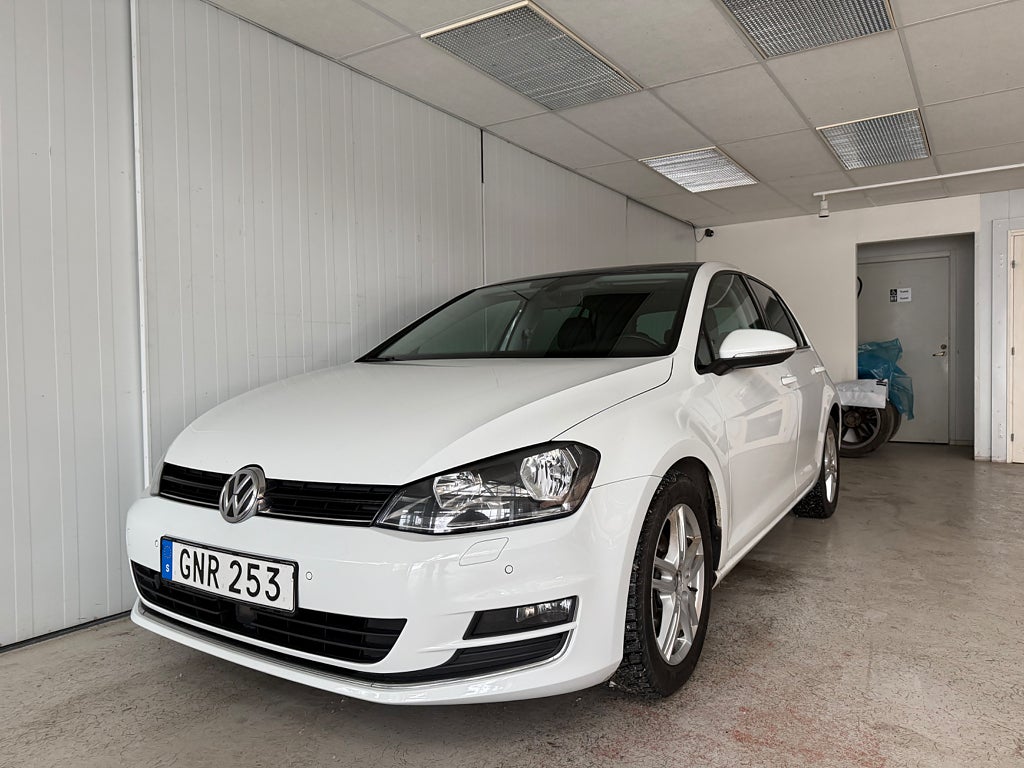 Volkswagen Golf 1.4 TSI Automat Taklucka M-Värmare Highline 