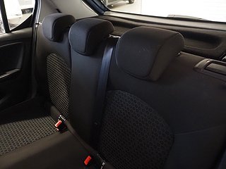 Halvkombi Opel Corsa 15 av 20