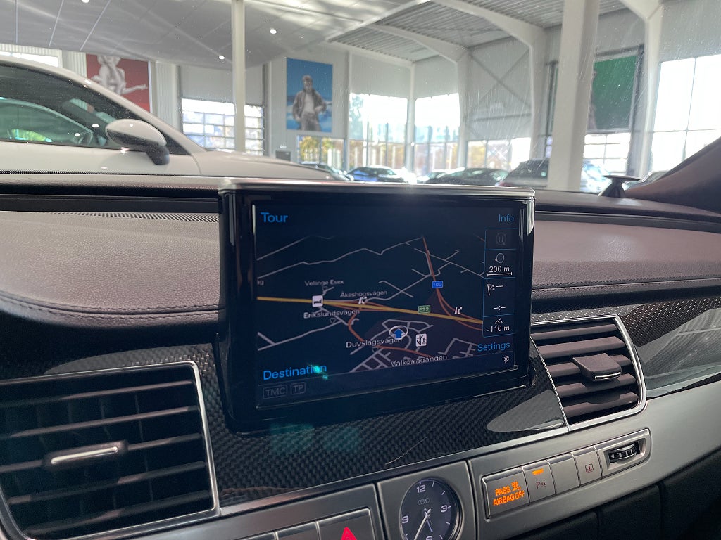 Audi S8 2015 - miniatyr 14