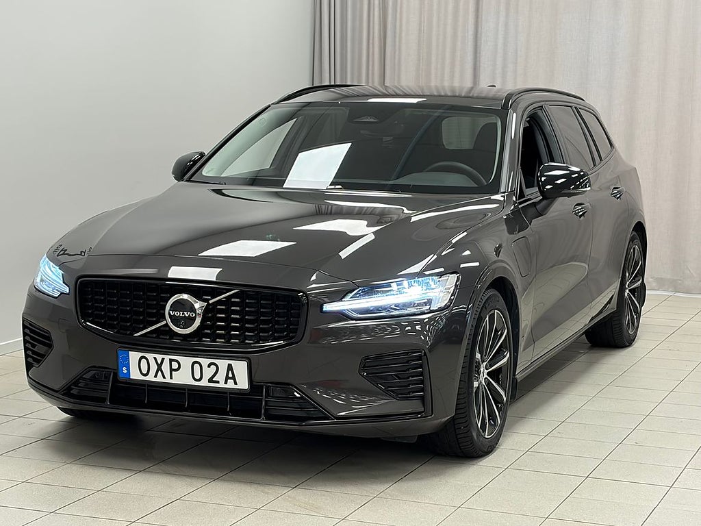 Volvo V60 T6 Plus Dark Nordic Edition | Drag | HarmanKardon