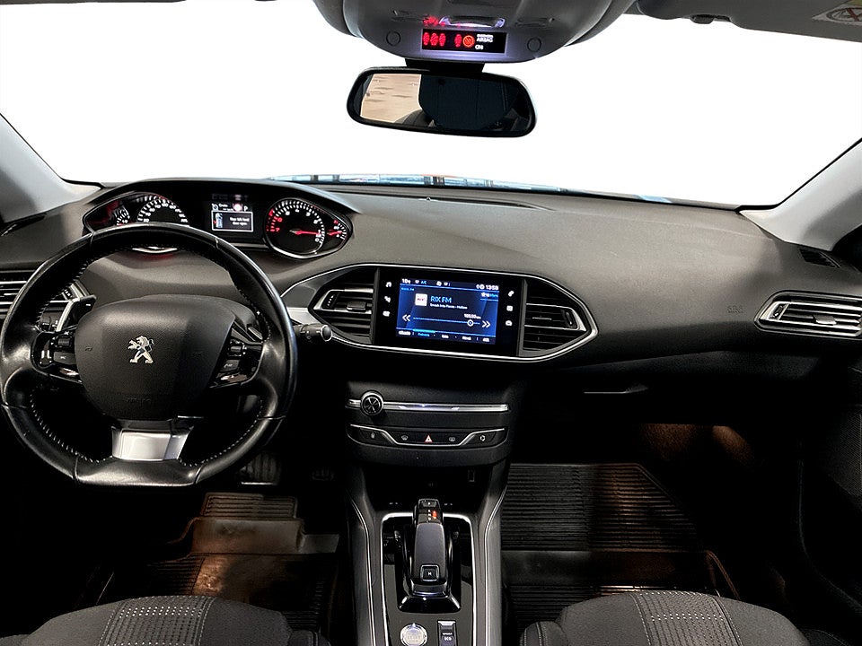 Bild på Peugeot 308 SW Allure 1.2 PT 130hk Aut BACKSENSORER
