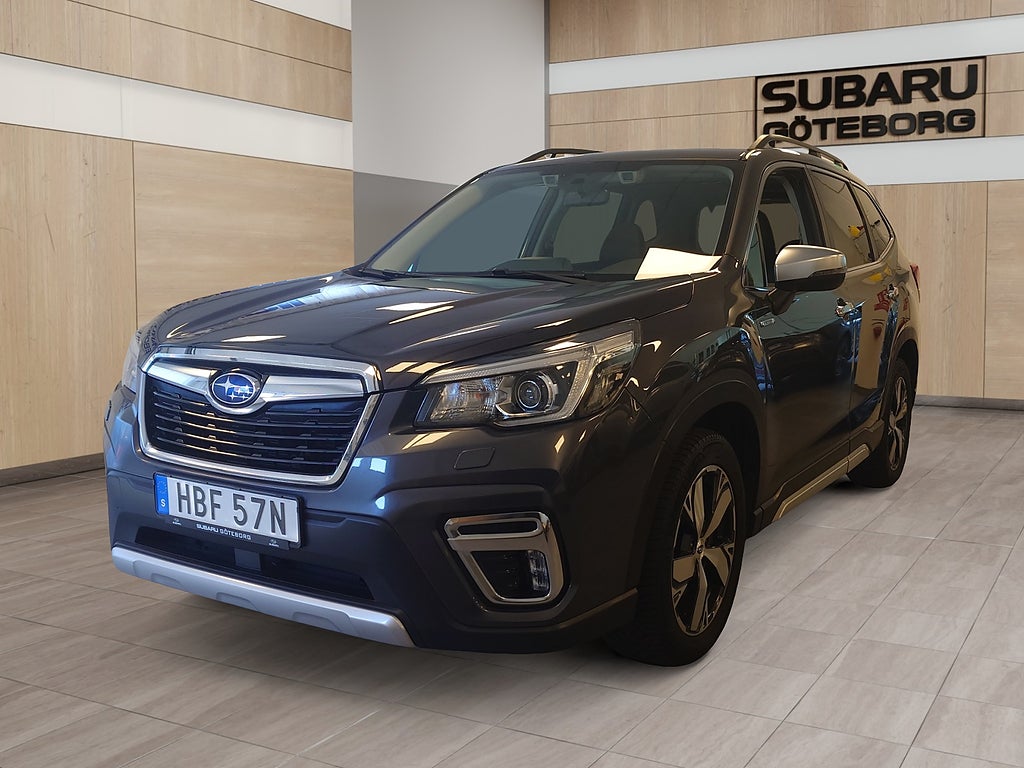 Subaru Forester 2.0i Aut Summit (150hk)