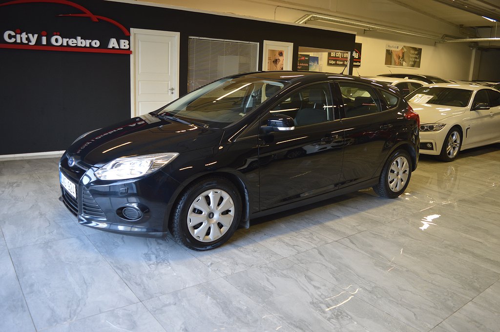 Ford Focus 1.0 EcoBoost / Låga Mil / M-Värmare / Nyservad & Ny Besiktad