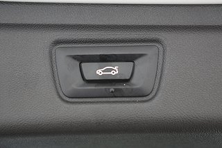 Kombi BMW 330e 22 av 25