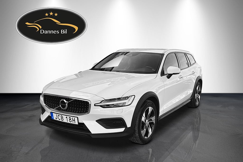 Volvo V60 Cross Country T5 AWD Edition Momentum Euro6 Drag Värmare Servad 