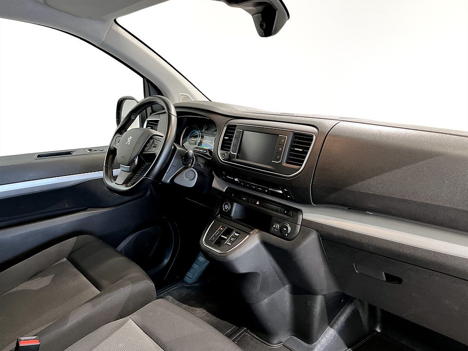 Bild på Peugeot e-Expert PRO+ 75 kWh 136hk Aut L3 B-KAMERA NAVI