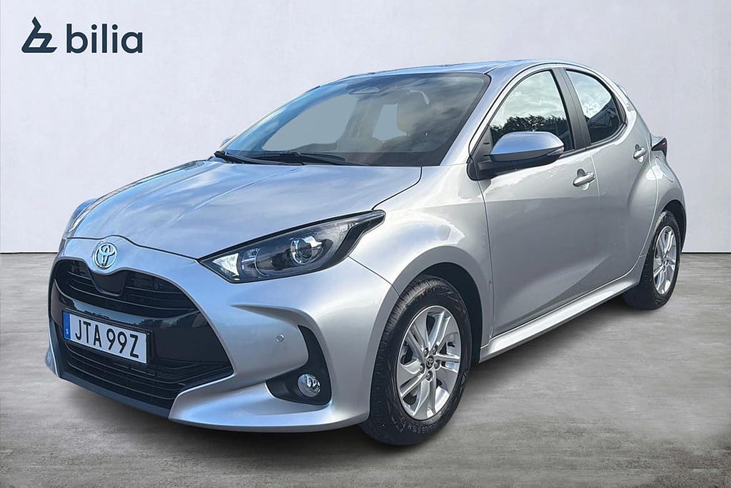 Toyota Yaris 1,5 HYBRID 115 5D ACTIVE KOMFORTPAKET OCH P-...