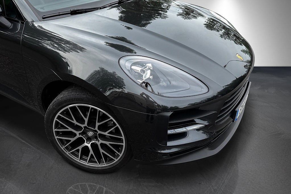 Porsche Macan PDK Base|Sport Chrono|21"|Värmare|CarPlay|BOSE|Panorama