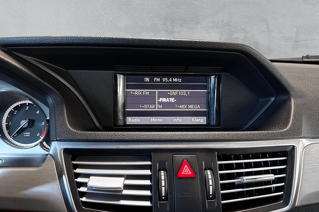 Mercedes-Benz E 220 CDI BlueEFFICIENCY Plus Avantgarde AMG Välservad