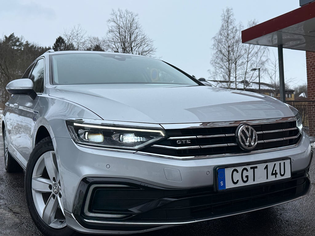 Volkswagen Passat SportscombiGTE1.4 TSI 218HKDragVärmLedljus360Kamera