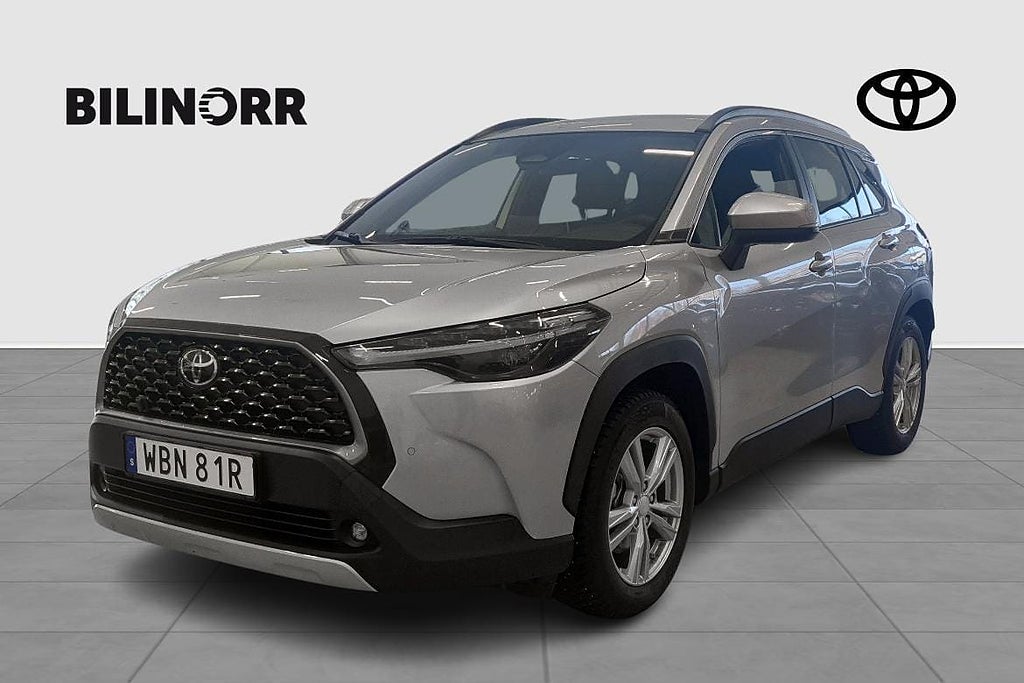 Toyota Corolla Cross Hybrid AWD-i 2,0 EXECUTIVE SKINNKLÄDSEL