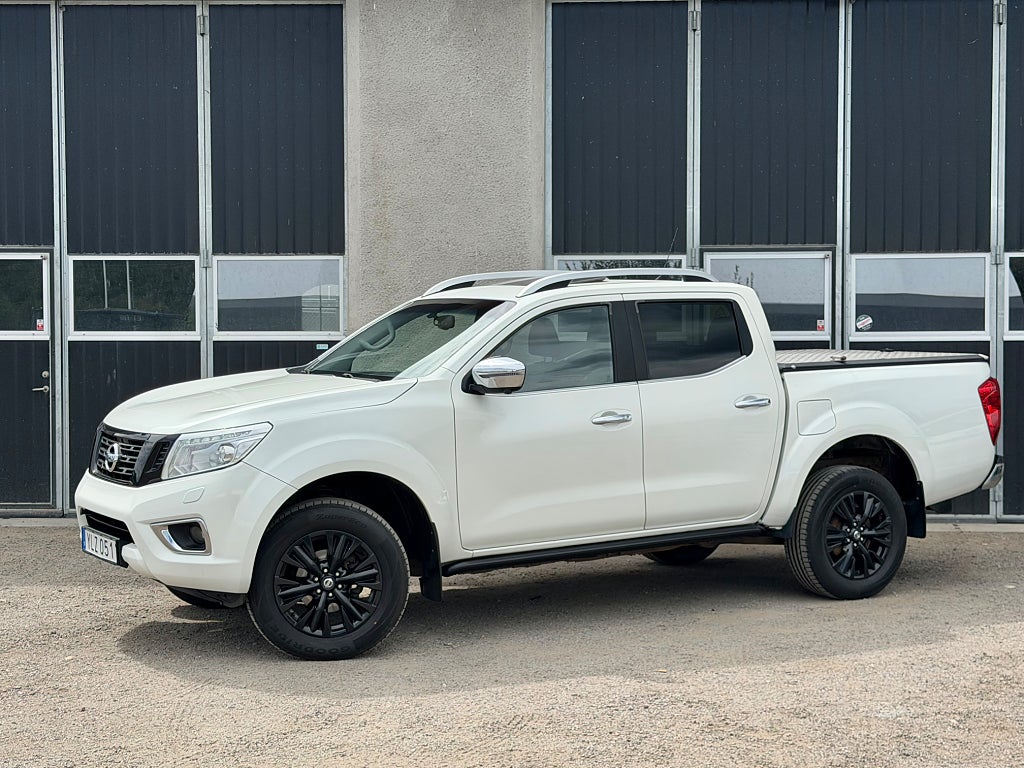 Nissan Navara Dubbelhytt 2.3 dCi 4WD Tekna Moms Keyless Taklucka 
