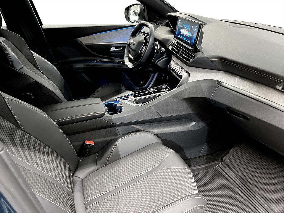 Bild på Peugeot 3008 GT 1.2 PT 130hk Aut - B-KAMERA, CARPLAY