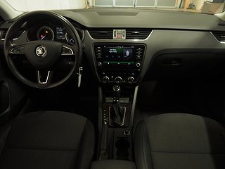 Kombi Skoda Octavia 11 av 19