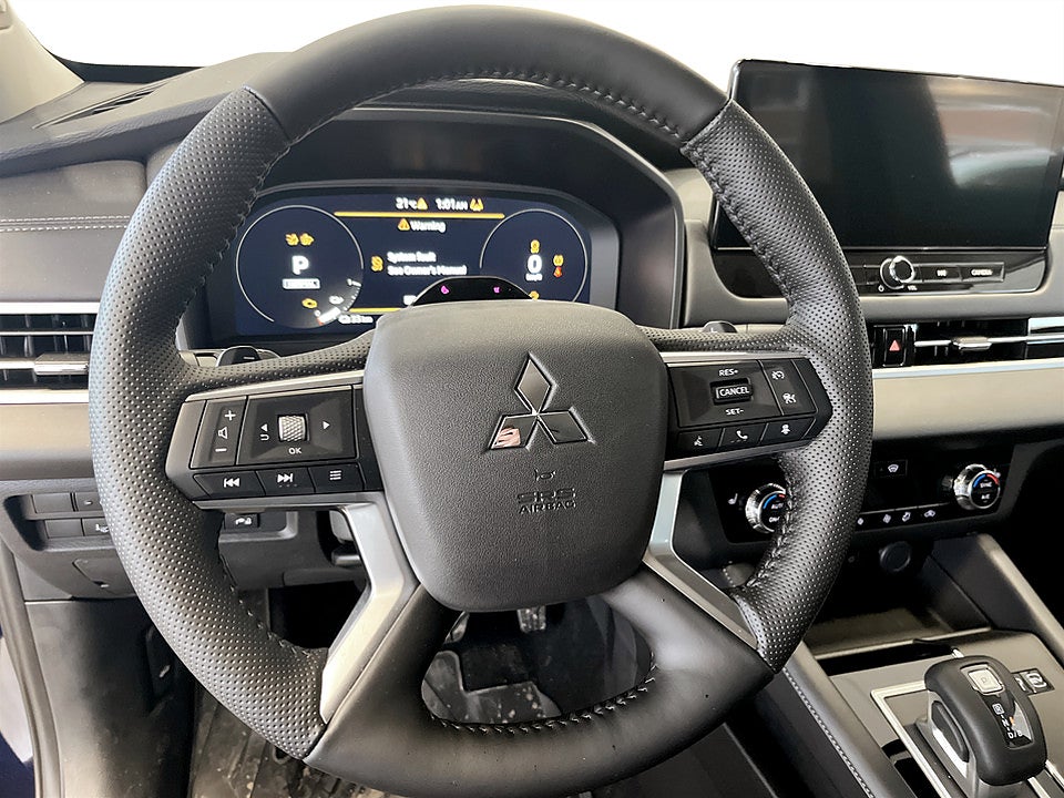 Bild på Mitsubishi Outlander Intense Edition PHEV 4WD - OMGÅENDE LEVERANS!