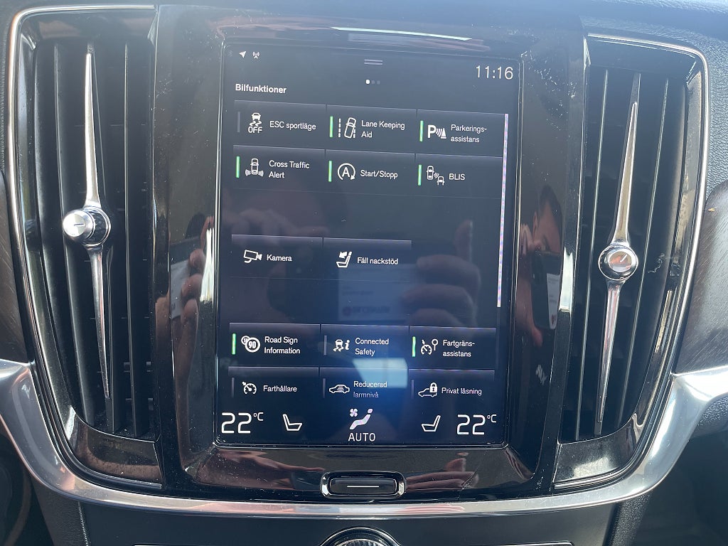 Volvo V90 Cross Country D4 AWD Pro 190 hk Välutrustad