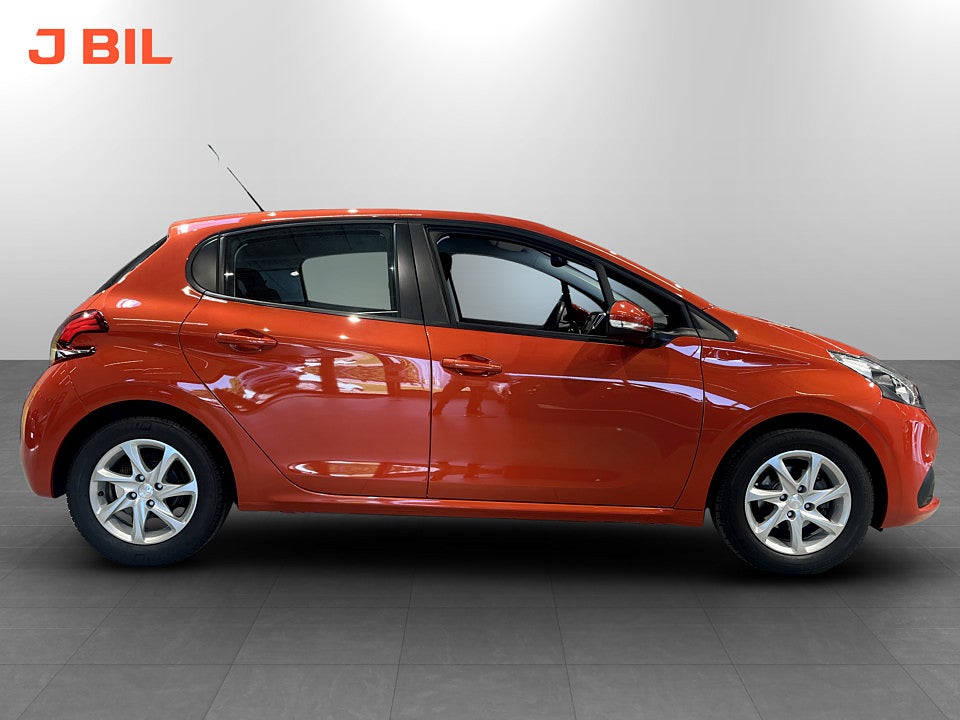 Bild på Peugeot 208 Active Style 1.2 PT 82hk FARTHÅLLARE