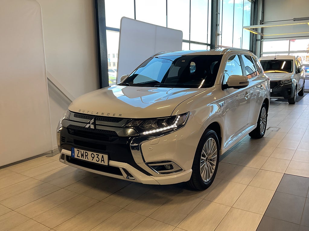 Mitsubishi Outlander PHEV CVT Business Euro 6