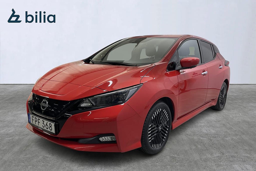 Nissan Leaf N-connecta/ Luftvärmepump/ Vinterhjul/360 kamera