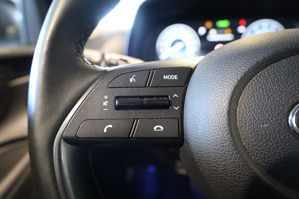 Hyundai Bayon 1.0 T-GDI AUT Essential Kamera CarPlay Rattvärme Leasba 2023