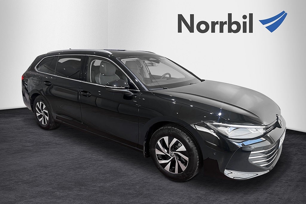Volkswagen Passat Business eTSI 150 Drag Värmare